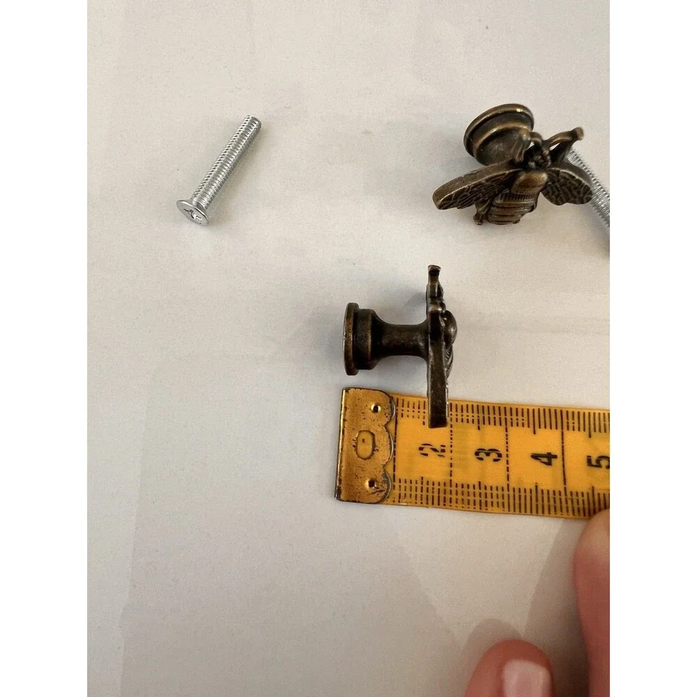 2-Piece Bumble Bee Alloy Cabinet Knobs Decorative Bronze Drawer & Dresser Pulls
